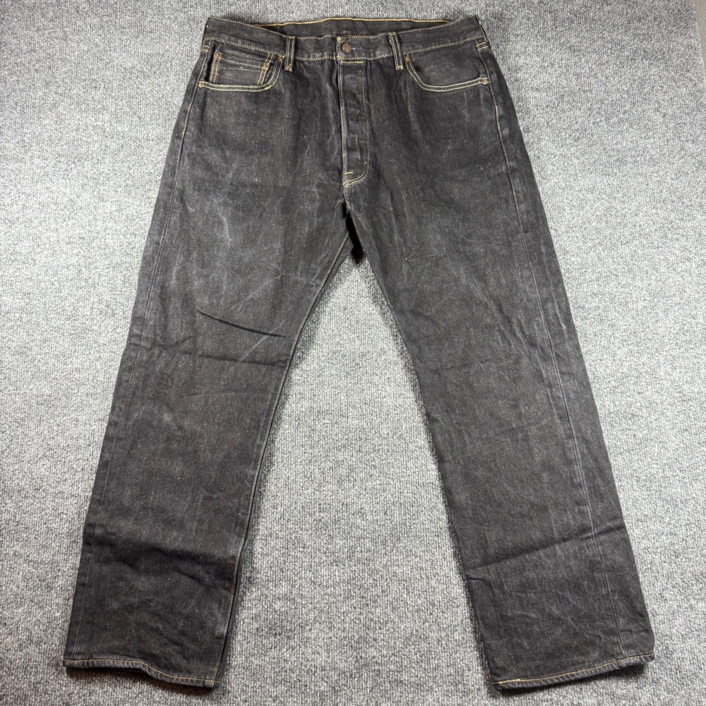 Levis 501 Original Fit Mens Black Jeans 38x32 Straight Leg Cotton 00501-0226